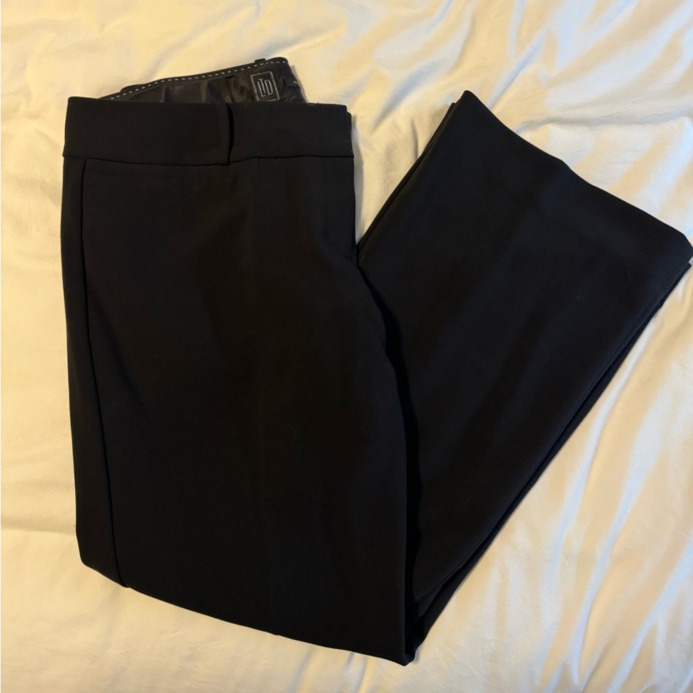 The Limited drew fit 12 short - black